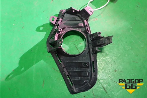 Накладка ПТФ правая (5212742190) для Toyota Rav-4 с 2018г (Рав 4)