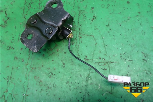 Замок багажника (ответная часть седан) для Kia Rio с 2005-2011г (Рио 2)