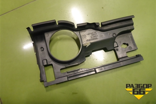 Воздуховод радиатора правый (30764570) для Volvo XC60 с 2008-2017г (ХС60)