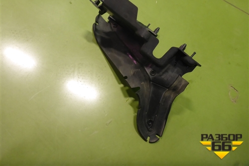 Воздуховод радиатора правый (31294173) для Volvo XC60 с 2008-2017г (ХС60)