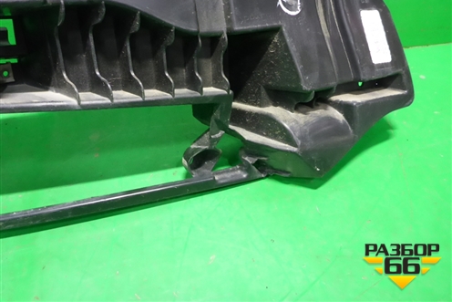 Кронштейн переднего бампера правый (51117399978) для BMW X3 G01 с 2017г (Х3 Г01)