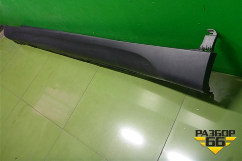 Накладка на порог наружная левая (новая) (51777319853) для BMW X6 F16 с 2014г (Х6 Ф16)