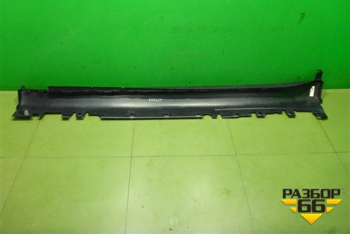 Накладка на порог наружная правая (51777319854) для BMW X6 F16 с 2014г (Х6 Ф16)