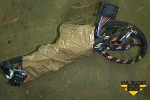 Проводка двери передней правой для Skoda Octavia (А5) с 2004-2013г (Октавия)