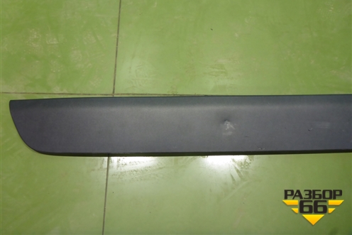 Накладка двери багажника (768020R070) для Toyota Rav-4 с 2018г (Рав 4)