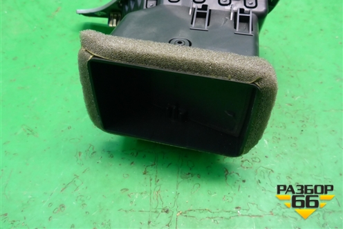 Дефлектор воздушный левый (после 2011г) для Dodge Journey с 2009г (Джорни)