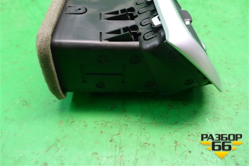 Дефлектор воздушный левый (после 2011г) для Dodge Journey с 2009г (Джорни)