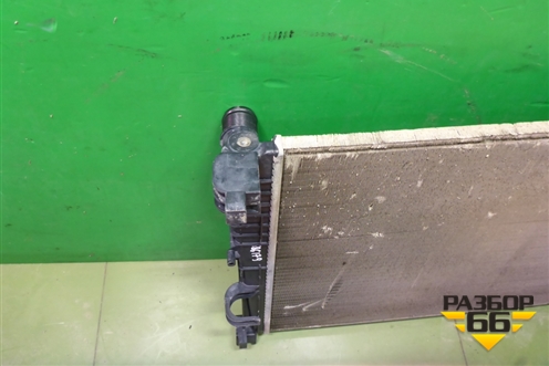 Радиатор охлаждения (214106179R) для Renault Logan II с 2012г (Логан)