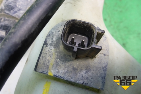 Бачок омывателя лобового стекла (05178430AС) для Dodge Journey с 2009г (Джорни)