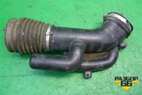 Патрубок воздушного фильтра (3.6л ERB) (68045122AE) для Dodge Journey с 2009г (Джорни)