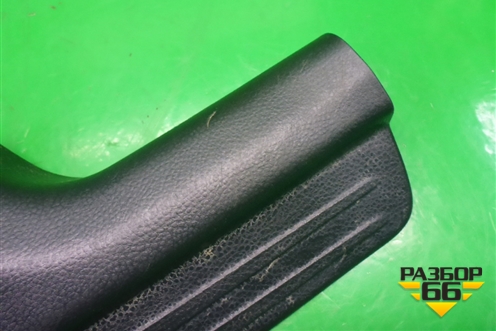 Накладка порога внутренняя заднего правого (MR417194) для Mitsubishi Lancer-9  с 2003-2008г (Лансер)