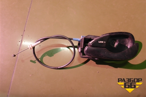 Ручка внутренняя двери задней левой (1M51F22601BA) для Ford Focus 1 с 1998-2004г (Фокус)