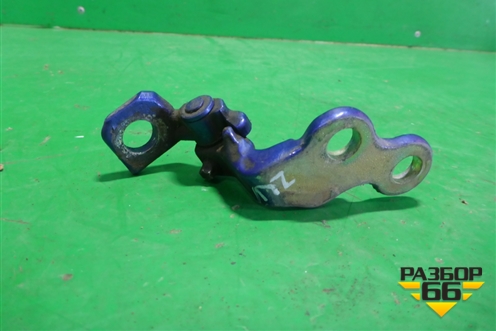 Петля двери задней левой верхняя (XS4AA26801BB) для Ford Focus 1 с 1998-2004г (Фокус)