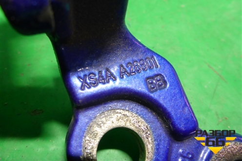 Петля двери задней левой верхняя (XS4AA26801BB) для Ford Focus 1 с 1998-2004г (Фокус)