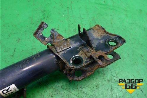 Амортизатор передний правый (543023UB0A) для Nissan X-Trail (Т31) с 2007-2014г (Хтраил)