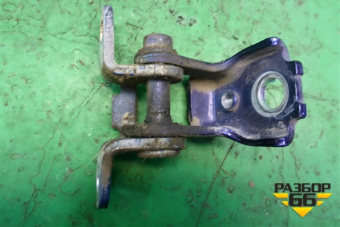 Петля двери задней левой верхняя для Skoda Fabia с 2007-2014г (Фабия)