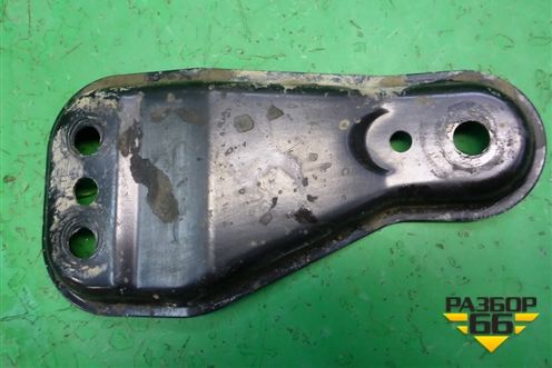 Кронштейн рычага левый (6R0199517) для Skoda Fabia с 2007-2014г (Фабия)