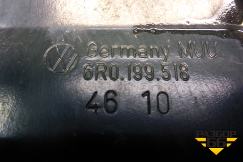 Кронштейн рычага правый (6R0199518) для Skoda Fabia с 2007-2014г (Фабия)