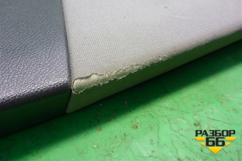 Обшивка стойки центральная левая (7L68672239) для Volkswagen Touareg c 2002-2010г (Туарег)