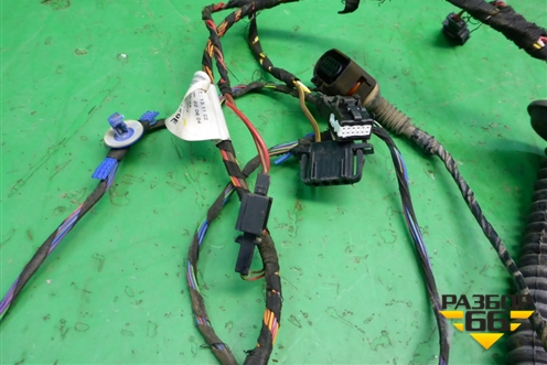 Проводка двери передней левой (7L6971120E) для Volkswagen Touareg c 2002-2010г (Туарег)