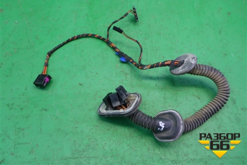Проводка двери задней правой для Volkswagen Touareg c 2002-2010г (Туарег)