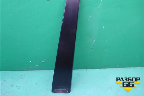 Накладка стойки (центральной левая) (7L6853317E) для Volkswagen Touareg c 2002-2010г (Туарег)