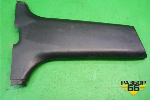 Обшивка стойки центральная нижняя правая (MR444208) для Mitsubishi Lancer-9  с 2003-2008г (Лансер)