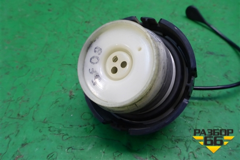 Крышка топливного бака для Mitsubishi Lancer-9  с 2003-2008г (Лансер)