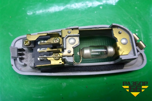 Плафон салонный (правый универсал) для Mitsubishi Lancer-9  с 2003-2008г (Лансер)