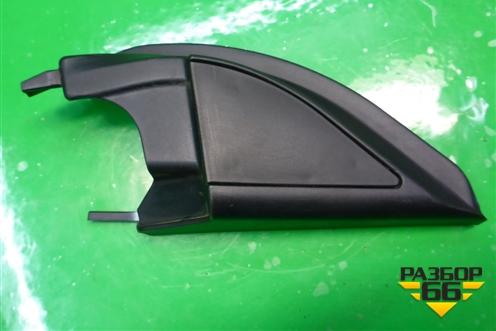 Накладка двери передней правой уголок (MR441634) для Mitsubishi Lancer-9  с 2003-2008г (Лансер)