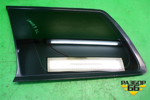 Стекло глухое левое для Mitsubishi Lancer-9  с 2003-2008г (Лансер)