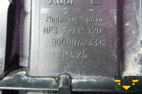 Пыльник переднего бампера центральный (8U0807233C) для Audi Q3 с 2011-2018г (Ку 3)