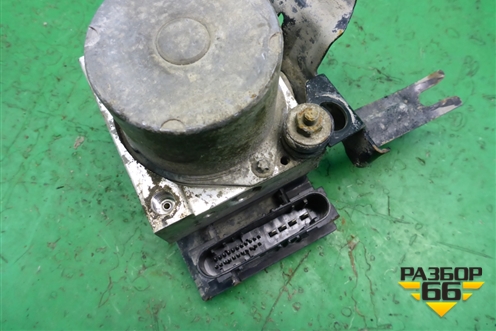 Блок ABS (47660EM10A) для Nissan Tiida (C11X) с 2004-2013г (Тиида)