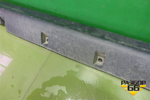 Накладка на порог наружная правая (хетчбэк) (76850EM30A) для Nissan Tiida (C11X) с 2004-2013г (Тиида)