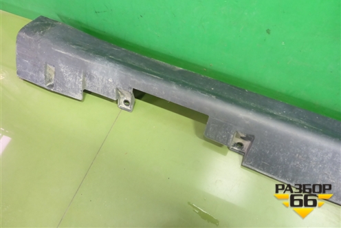 Накладка на порог наружная правая (хетчбэк) (76850EM30A) для Nissan Tiida (C11X) с 2004-2013г (Тиида)