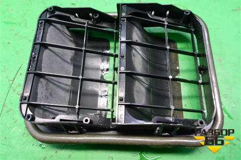 Клапан вентиляционный (хетчбэк) (76804ED50A) для Nissan Tiida (C11X) с 2004-2013г (Тиида)