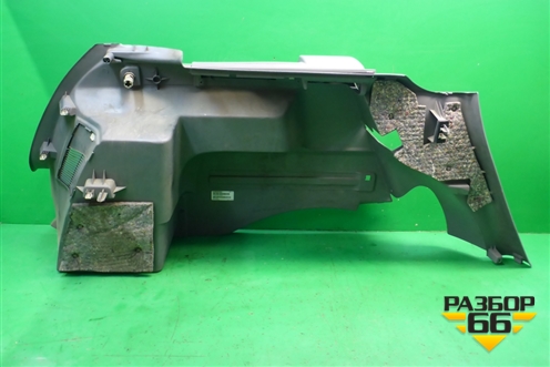 Обшивка багажника правая (0UM06BD5AG) для Dodge Magnum с 2003-2008г (Магнум)