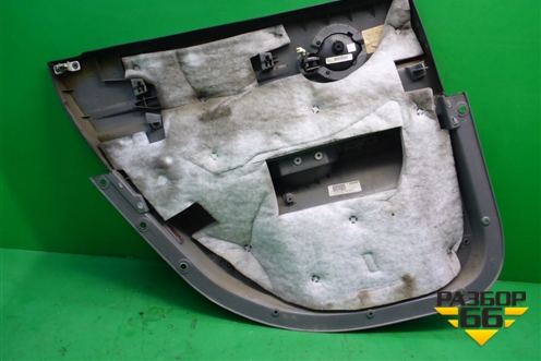 Обшивка двери задней правой под электрику (0UT041DDAG) для Dodge Magnum с 2003-2008г (Магнум)