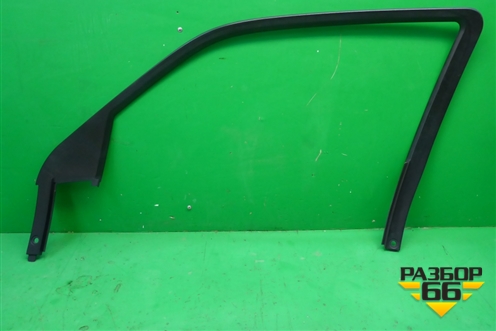 Накладка двери передней правой (на рамку) (0UX80XXXAE) для Dodge Magnum с 2003-2008г (Магнум)