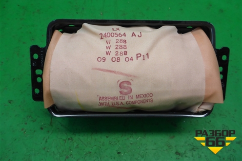 Подушка безопасности пассажирская в торпедо (P04649118AF) для Dodge Magnum с 2003-2008г (Магнум)