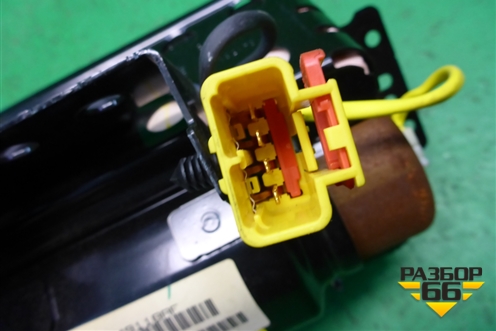 Подушка безопасности пассажирская в торпедо (P04649118AF) для Dodge Magnum с 2003-2008г (Магнум)