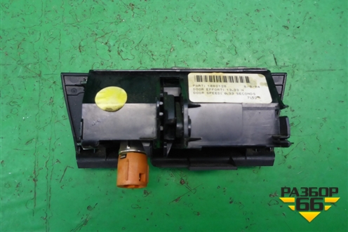 Пепельница (0XB13DX9AC) для Dodge Magnum с 2003-2008г (Магнум)