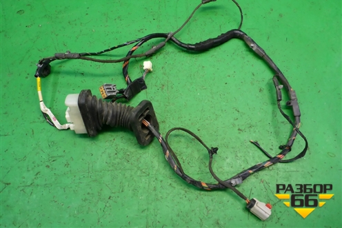 Проводка двери передней правой (05059012AD) для Dodge Magnum с 2003-2008г (Магнум)