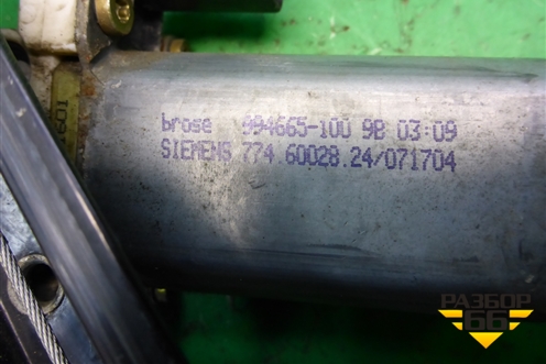 Стеклоподъёмник электрический передний правый для Dodge Magnum с 2003-2008г (Магнум)