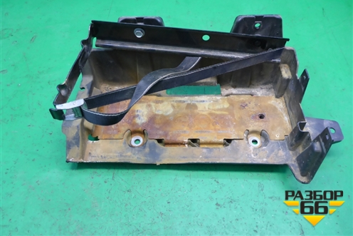 Площадка под аккумулятор (05112061AC) для Dodge Magnum с 2003-2008г (Магнум)