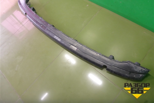 Кронштейн заднего бампера центральный (4M0807458) для Audi Q7 c 2015г (Ку 7)