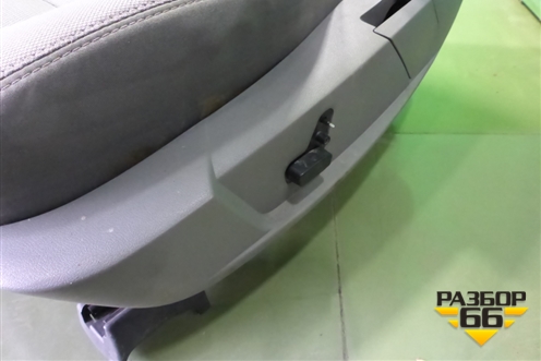 Сиденья комплект (подогрев электро регулировка) для Dodge Magnum с 2003-2008г (Магнум)