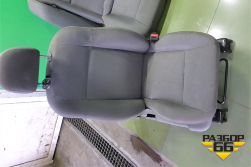 Сиденья комплект (подогрев электро регулировка) для Dodge Magnum с 2003-2008г (Магнум)