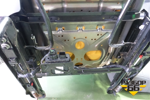 Сиденья комплект (подогрев электро регулировка) для Dodge Magnum с 2003-2008г (Магнум)