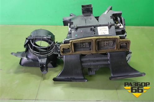 Корпус отопителя для Dodge Magnum с 2003-2008г (Магнум)